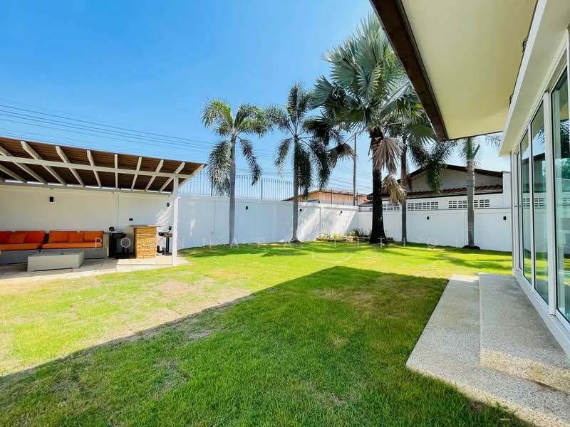 4 Bedrooms Single-Storey House for Sale, Chon Buri (Pattaya), Huai Yai, Bang Lamung (Pattaya), Chon Buri (Pattaya), 4 Bedrooms, 215 sqm, Single Detached House For Sale, by Pornnapa Titloi, 500213131 - DDproperty.com