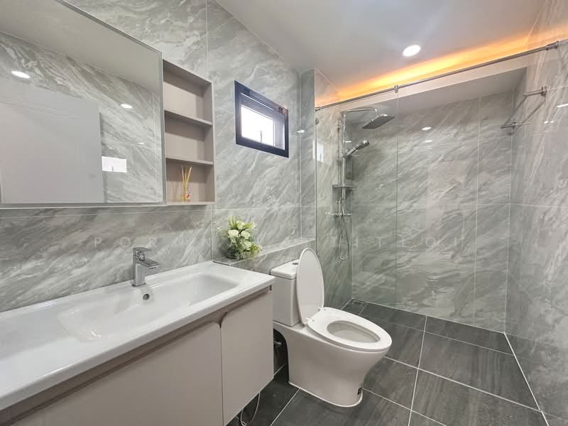 spacious home at Central Park 5 Pattaya, Chon Buri (Pattaya), Nong Pru, Bang Lamung (Pattaya), Chon Buri (Pattaya), 4 Bedrooms, 360 sqm, Single Detached House For Sale, by Pornnapa Titloi, 500213144 - DDproperty.com