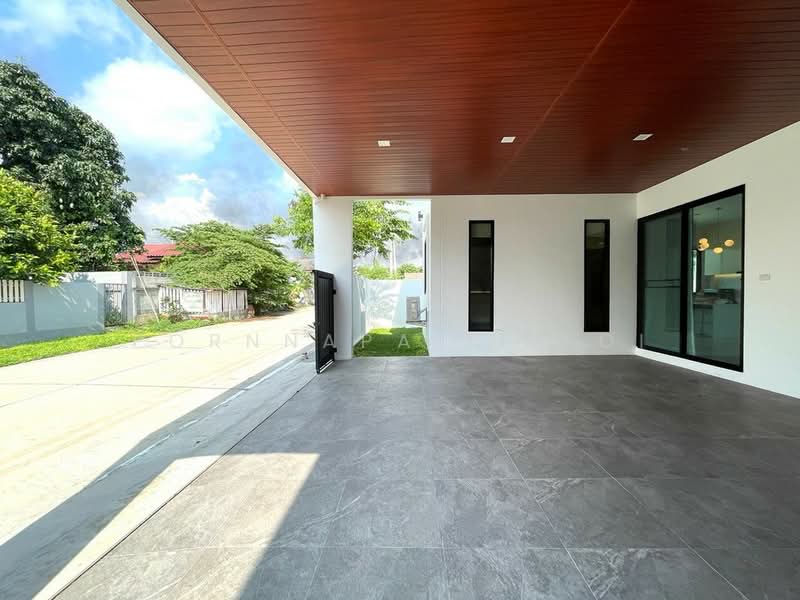 Newly built single house fully furnished, Chon Buri (Pattaya), Nong Pru, Bang Lamung (Pattaya), Chon Buri (Pattaya), 4 Bedrooms, 240 sqm, Single Detached House For Sale, by Pornnapa Titloi, 500213149 - DDproperty.com