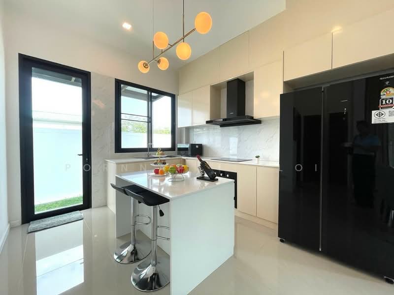 Newly built single house fully furnished, Chon Buri (Pattaya), Nong Pru, Bang Lamung (Pattaya), Chon Buri (Pattaya), 4 Bedrooms, 240 sqm, Single Detached House For Sale, by Pornnapa Titloi, 500213149 - DDproperty.com