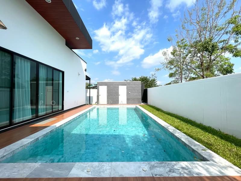 Newly built single house fully furnished, Chon Buri (Pattaya), Nong Pru, Bang Lamung (Pattaya), Chon Buri (Pattaya), 4 Bedrooms, 240 sqm, Single Detached House For Sale, by Pornnapa Titloi, 500213149 - DDproperty.com