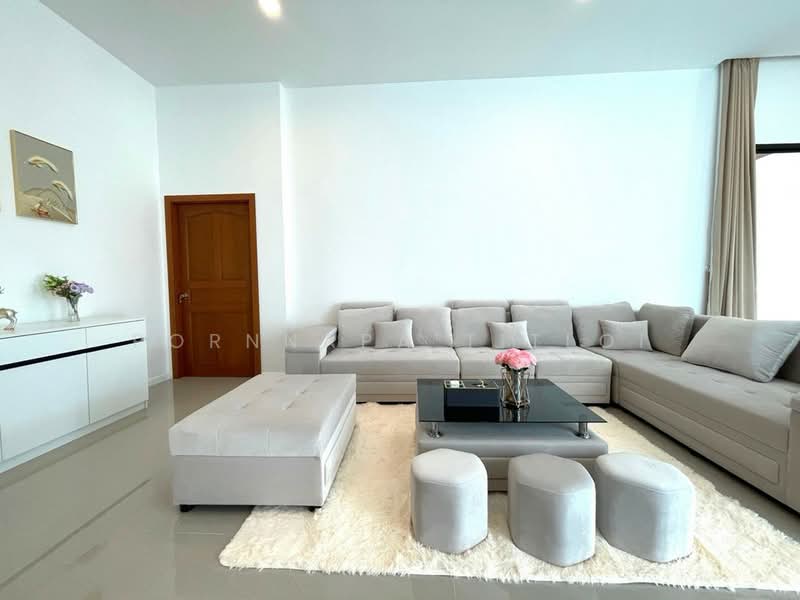 Newly built single house fully furnished, Chon Buri (Pattaya), Nong Pru, Bang Lamung (Pattaya), Chon Buri (Pattaya), 4 Bedrooms, 240 sqm, Single Detached House For Sale, by Pornnapa Titloi, 500213149 - DDproperty.com