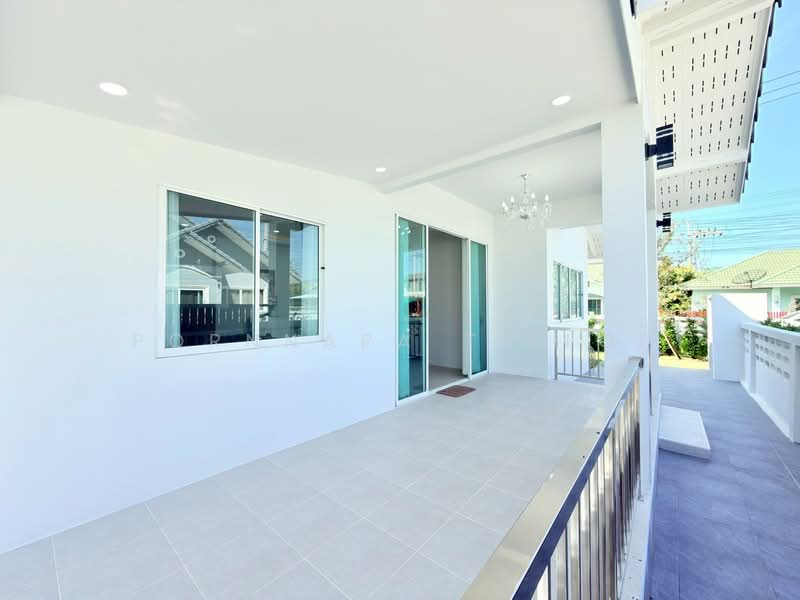 For Sale - Acharming corner house in Suksiri Village Takhian Tia,, Chon Buri (Pattaya)