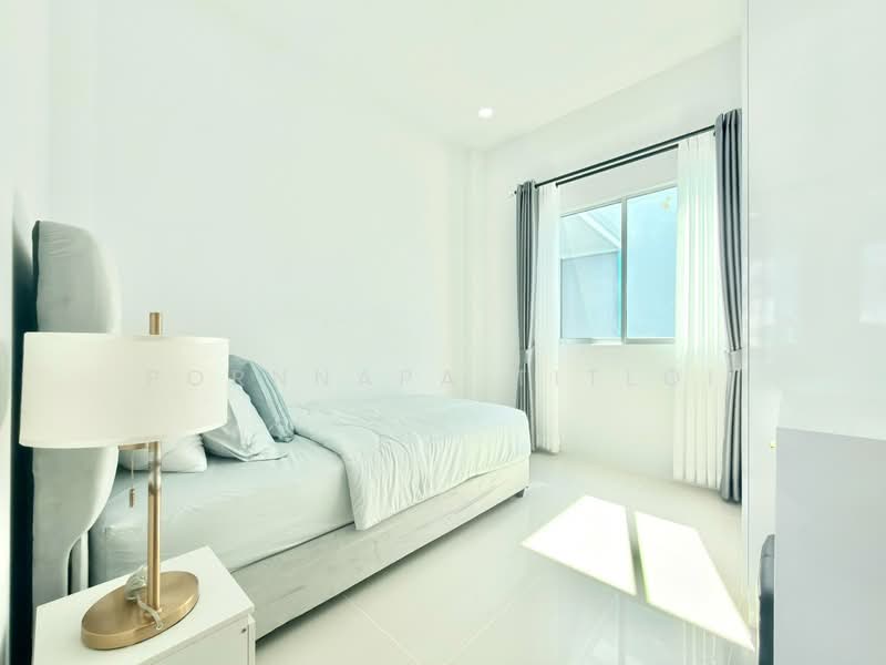 For Sale - Acharming corner house in Suksiri Village Takhian Tia,, Chon Buri (Pattaya)