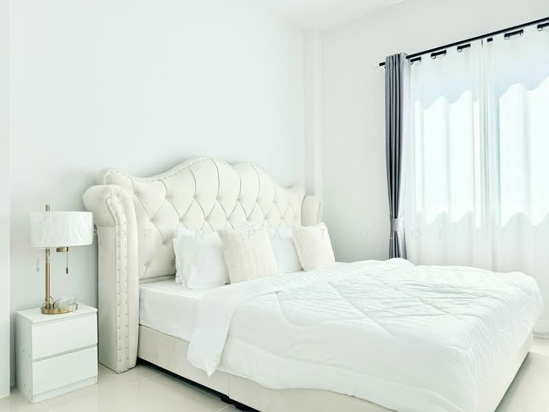 For Sale - Acharming corner house in Suksiri Village Takhian Tia,, Chon Buri (Pattaya)