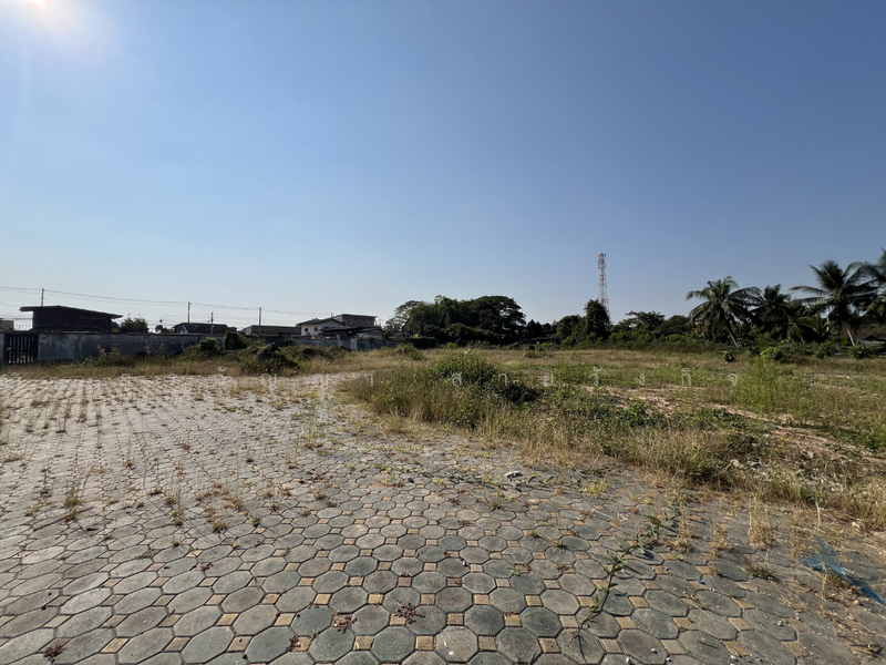 For Sale - Vacant land Mueang Nga, Lamphun – 4 Rai 3 Ngan 8 Sq.wah, great location nearby supper highway no.11, Lamphun