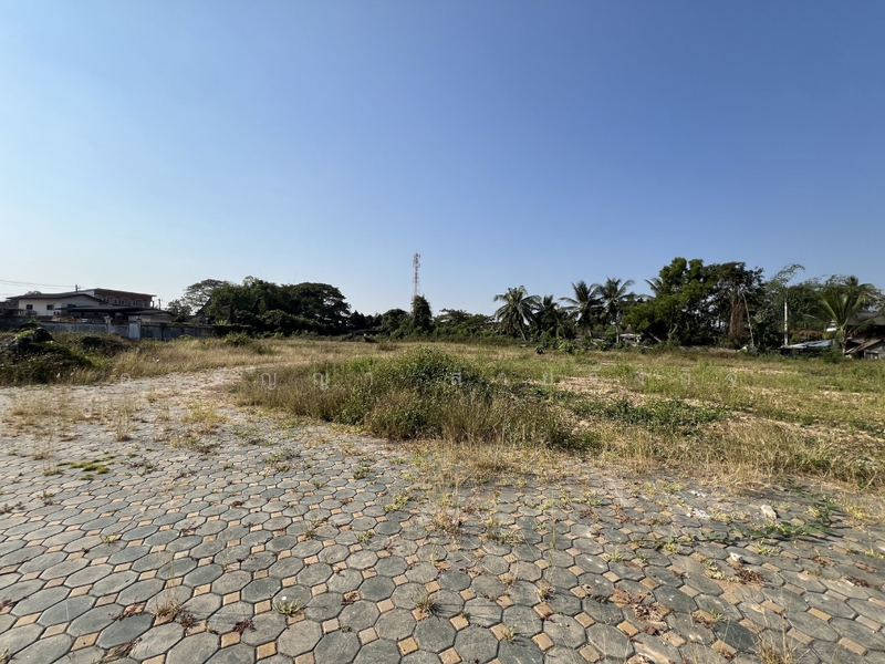 For Sale - Vacant land Mueang Nga, Lamphun – 4 Rai 3 Ngan 8 Sq.wah, great location nearby supper highway no.11, Lamphun