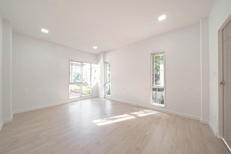 บ้านเดี่ยวรีโนเวท โซนศรีนครินทร์ เทพารักษ์ บางเมือง ทิพวัล, สมุทรปราการ, บางเมือง, เมืองสมุทรปราการ, สมุทรปราการ, 190 ตร.ม., บ้านเดี่ยว ขาย, โดย ปุณณภา นารานนทชัย, 500213187 - DDproperty.com