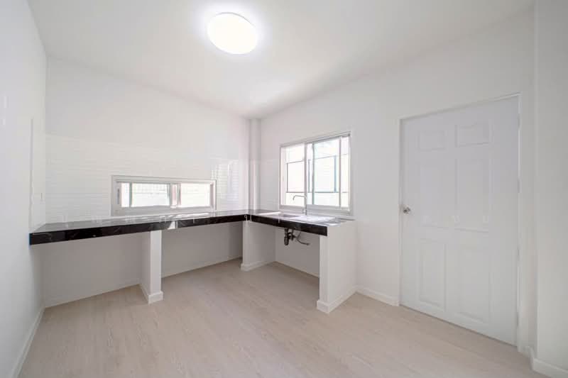 บ้านเดี่ยวรีโนเวท โซนศรีนครินทร์ เทพารักษ์ บางเมือง ทิพวัล, Samut Prakan, Bang Mueng, Muang Samut Prakarn, Samut Prakan, 3 Bedrooms, 190 sqm, Single Detached House For Sale, by ปุณณภา นารานนทชัย, 500213187 - DDproperty.com