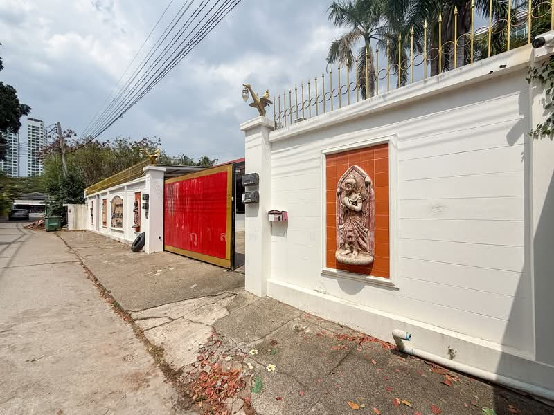 ขาย - รีสอร์ทพัทยา ใกล้ทะเล 400 เมตร เขาพระตำหนัก, ชลบุรี