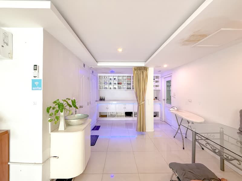 11-room apartment in Pattaya, near the main road., Chon Buri (Pattaya), Bang Lamung, Bang Lamung (Pattaya), Chon Buri (Pattaya), , 825 sqm, Business For Sale, by มนัส กุลพันธ์ไพจิตร, 500213192 - DDproperty.com