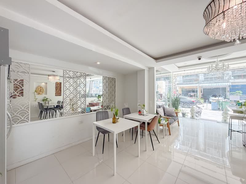 11-room apartment in Pattaya, near the main road., Chon Buri (Pattaya), Bang Lamung, Bang Lamung (Pattaya), Chon Buri (Pattaya), , 825 sqm, Business For Sale, by มนัส กุลพันธ์ไพจิตร, 500213192 - DDproperty.com