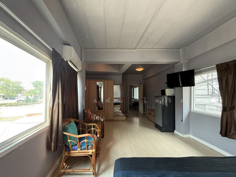 Commercial building near Jomtien Beach, 200 meters away., Chon Buri (Pattaya), Poong, Bang Lamung (Pattaya), Chon Buri (Pattaya), , 198 sqm, Shophouse For Sale, by มนัส กุลพันธ์ไพจิตร, 500213194 - DDproperty.com