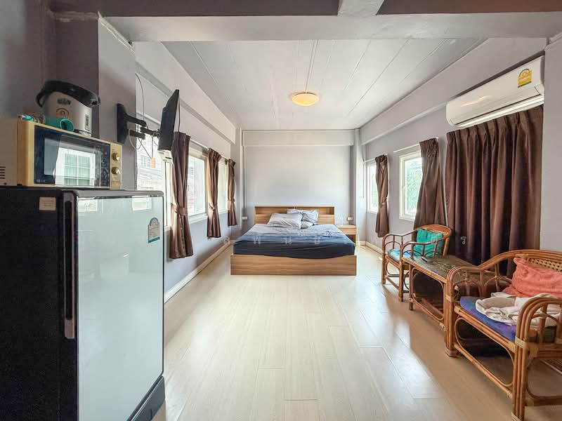 Commercial building near Jomtien Beach, 200 meters away., Chon Buri (Pattaya), Poong, Bang Lamung (Pattaya), Chon Buri (Pattaya), , 198 sqm, Shophouse For Sale, by มนัส กุลพันธ์ไพจิตร, 500213194 - DDproperty.com