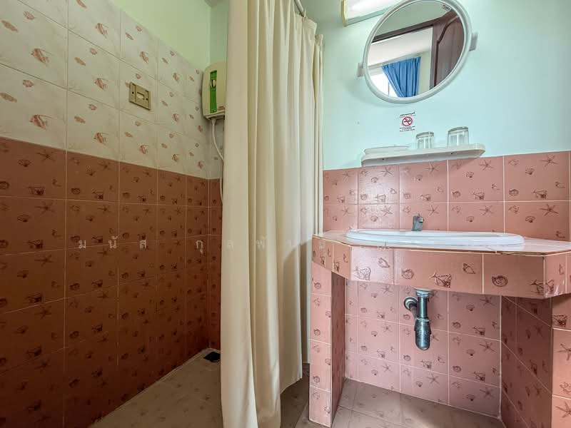 Beachfront hotel in Jomtien, Pattaya., Chon Buri (Pattaya), Nong Pru, Bang Lamung (Pattaya), Chon Buri (Pattaya), , 3,000 sqm, Business For Sale, by มนัส กุลพันธ์ไพจิตร, 500213199 - DDproperty.com