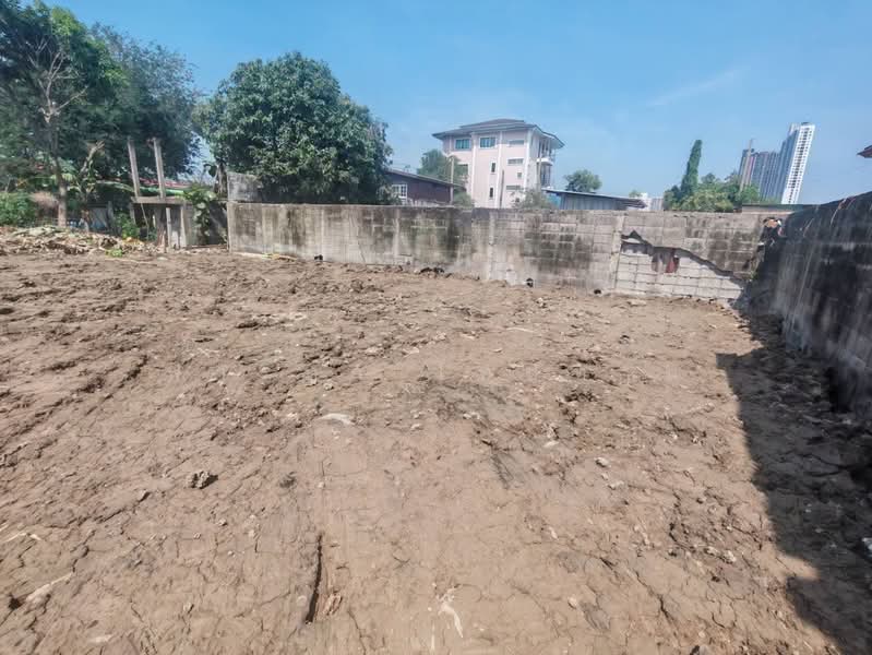 Land for sale in Nonthaburi, 162 sq.wa., Nonthaburi Road, near MRT Saphan Phra Nangklao station., Nonthaburi, นนมบุรี, Bang Kra So, Muang Nonthaburi, Nonthaburi, , 648 sqm, Land For Sale, by Fareeda Thaipatan, 500213205 - DDproperty.com