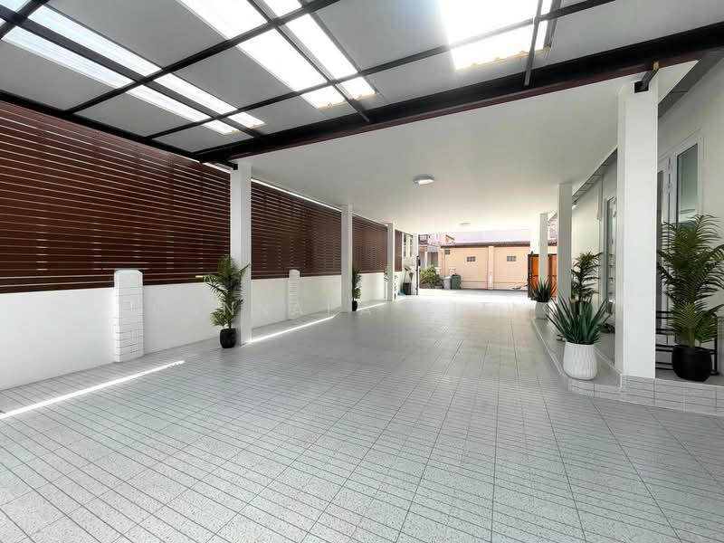 Spacious Pool Villa 5 Minutes to Jomtien Beach, Chon Buri (Pattaya), Na Kloe, Bang Lamung (Pattaya), Chon Buri (Pattaya), 5 Bedrooms, 512 sqm, Single Detached House For Sale, by Pornnapa Titloi, 500213214 - DDproperty.com