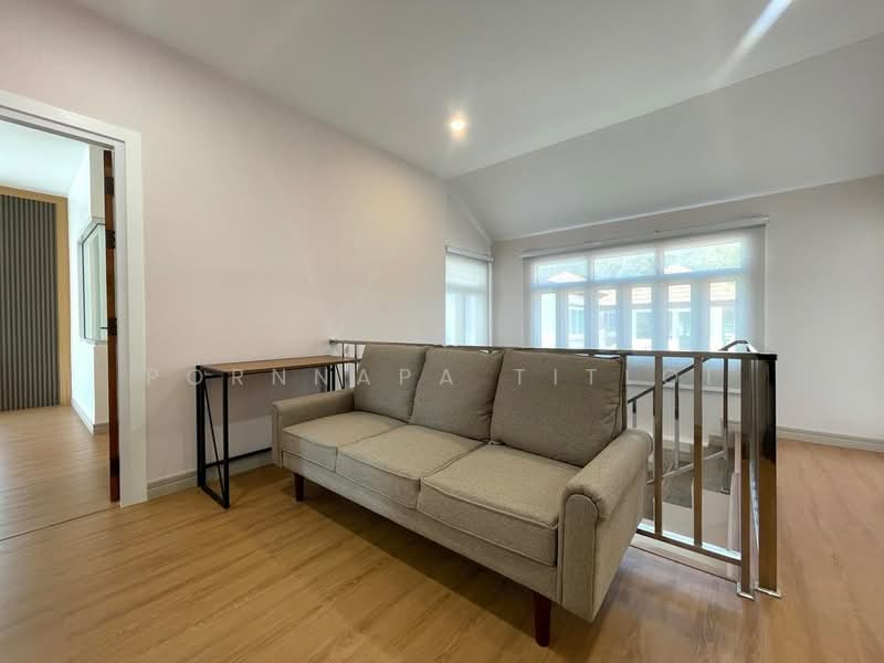 พูลวิลล่ากว้างขวาง ห่างหาดจอมเทียนเพียง 5 นาที, ชลบุรี, นาเกลือ, บางละมุง, ชลบุรี, 512 ตร.ม., บ้านเดี่ยว ขาย, โดย Pornnapa Titloi, 500213214 - DDproperty.com