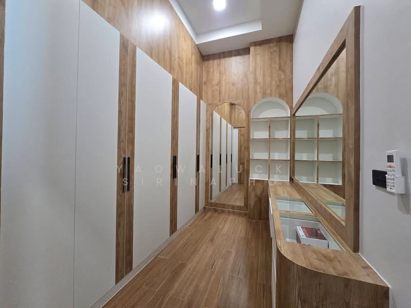 ขาย - https://maps.app.goo.gl/3SxZKgUhxyYnCwK59, ชลบุรี