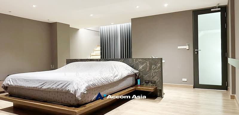 3 Bedrooms Townhouse for Rent in Sathorn, Bangkok near BRT Nararam 3, กรุงเทพ, คลองตันเหนือ, วัฒนา, กรุงเทพ, 290 ตร.ม., บ้านเดี่ยว ให้เช่า, โดย บริษัท แอคคอม เอเซีย จำกัด, 500213254 - DDproperty.com
