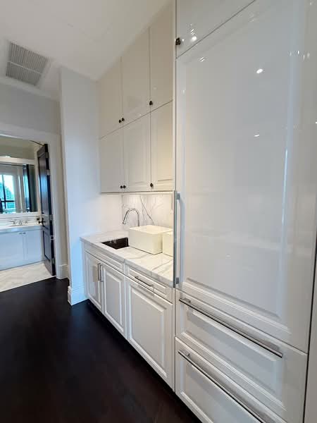 98 Wireless, Bangkok, 98 Wireless Road, Lumphini, Pathum Wan, Bangkok, 2 Bedrooms, 120 sqm, Condo For Sale, by Chanon Phangchienghien, 500213280 - DDproperty.com