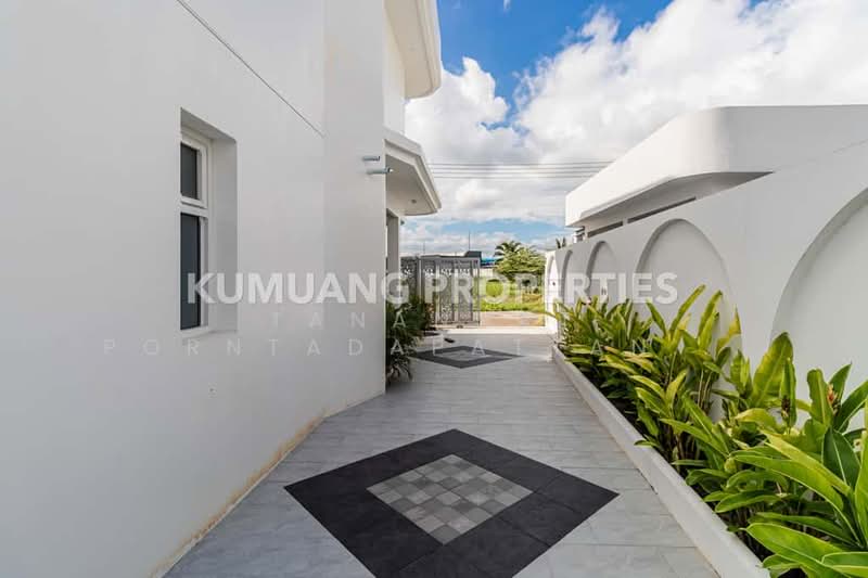 บ้านเดี่ยว 3 ชั้น สไตล์โมเดิร์น, Chiang Mai, San Phak Wan, Hang Dong, Chiang Mai, 8 Bedrooms, 550 sqm, Single Detached House For Sale, by Tanannat Porntadapattanayothin, 500213334 - DDproperty.com