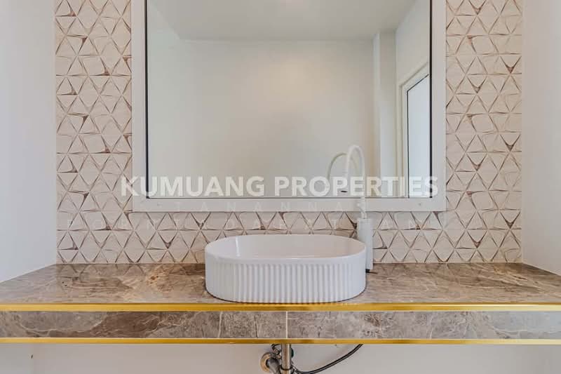 บ้านเดี่ยว 3 ชั้น สไตล์โมเดิร์น, Chiang Mai, San Phak Wan, Hang Dong, Chiang Mai, 8 Bedrooms, 550 sqm, Single Detached House For Sale, by Tanannat Porntadapattanayothin, 500213334 - DDproperty.com