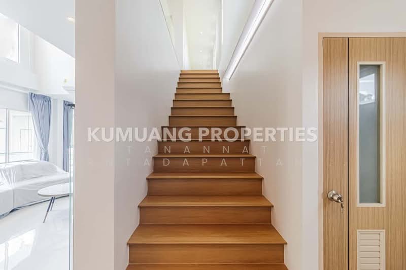 บ้านเดี่ยว 3 ชั้น สไตล์โมเดิร์น, Chiang Mai, San Phak Wan, Hang Dong, Chiang Mai, 8 Bedrooms, 550 sqm, Single Detached House For Sale, by Tanannat Porntadapattanayothin, 500213334 - DDproperty.com