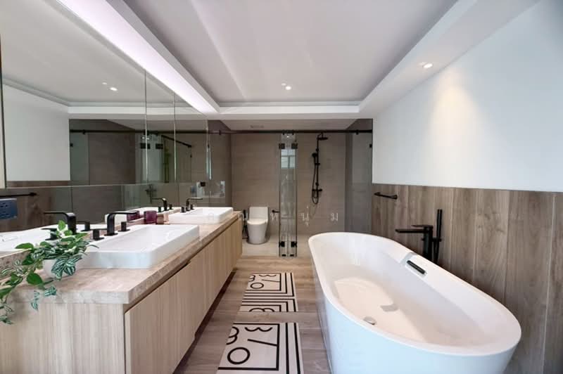 พัฒนเวศม์ 12, Bangkok, ถนนปรีดีพนมยงค์ 26, Phra Kanong Nua, Watthana, Bangkok, 4 Bedrooms, 250 sqm, Townhouse For Sale, by คุณหนุ่ม, 500213335 - DDproperty.com
