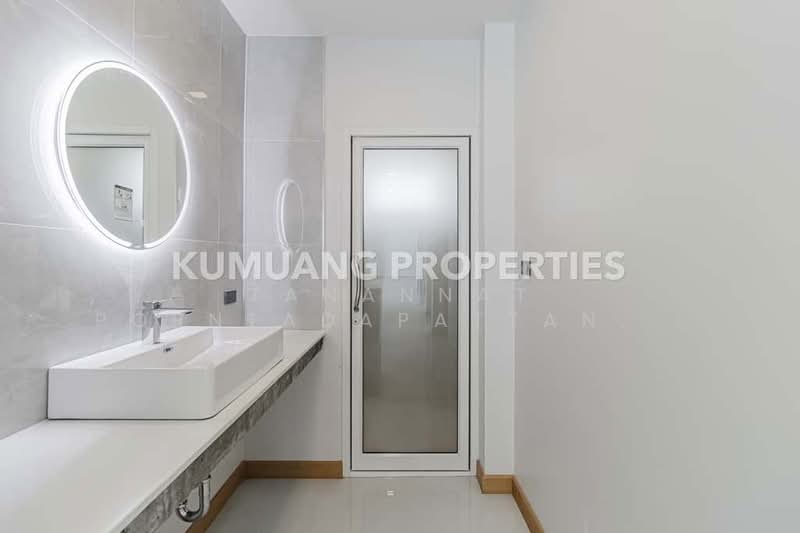 บ้านเดี่ยว 2 ชั้น สไตล์โมเดิร์น Arc, Chiang Mai, San Phak Wan, Hang Dong, Chiang Mai, 5 Bedrooms, 500 sqm, Single Detached House For Sale, by Tanannat Porntadapattanayothin, 500213337 - DDproperty.com