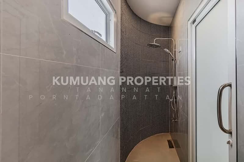 บ้านเดี่ยว 2 ชั้น สไตล์โมเดิร์น Arc, Chiang Mai, San Phak Wan, Hang Dong, Chiang Mai, 5 Bedrooms, 500 sqm, Single Detached House For Sale, by Tanannat Porntadapattanayothin, 500213337 - DDproperty.com