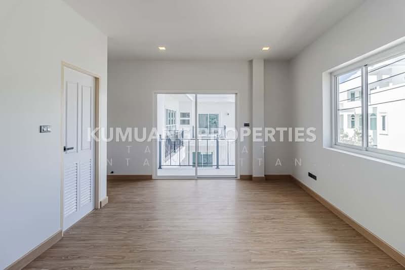 บ้านเดี่ยว 2 ชั้น สไตล์โมเดิร์น Arc, Chiang Mai, San Phak Wan, Hang Dong, Chiang Mai, 5 Bedrooms, 500 sqm, Single Detached House For Sale, by Tanannat Porntadapattanayothin, 500213337 - DDproperty.com