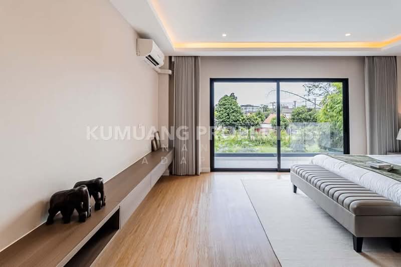 พูลวิลล่าหรู, Chiang Mai, Wat Khet, Muang Chiang Mai, Chiang Mai, 4 Bedrooms, 260 sqm, Single Detached House For Sale, by Tanannat Porntadapattanayothin, 500213339 - DDproperty.com