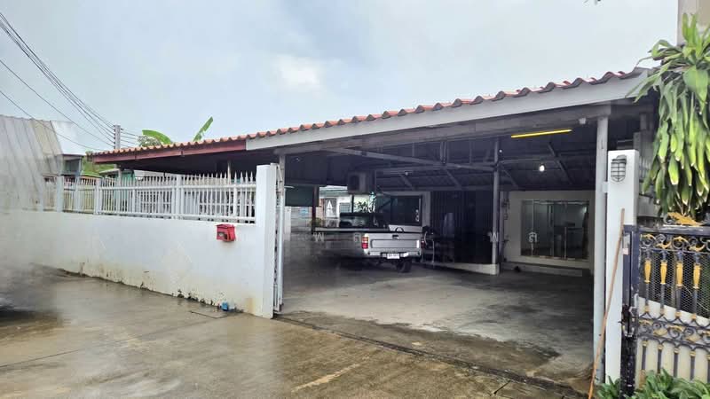 ทาวน์เฮ้าส์ ซอยปากเกร็ด - แจ้งวัฒนะ 35 ใกล้ MRT ศรีรัช 400 เมตร, นนทบุรี, แจ้งวัฒนะ, คลองเกลือ, ปากเกร็ด, นนทบุรี, 60 ตร.ม., ทาวน์เฮ้าส์ ขาย, โดย คุณ ชลิตพล ( พล ), 500213368 - DDproperty.com