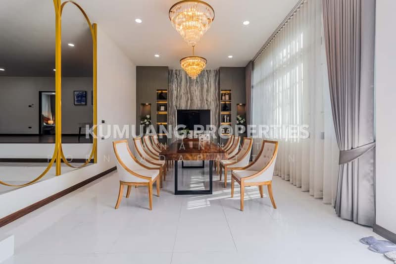 Pool Villa หรูใน โซนสันกำแพง, Chiang Mai, San Kamphaeng, San Kamphaeng, Chiang Mai, 4 Bedrooms, 306 sqm, Single Detached House For Sale, by Tanannat Porntadapattanayothin, 500213376 - DDproperty.com