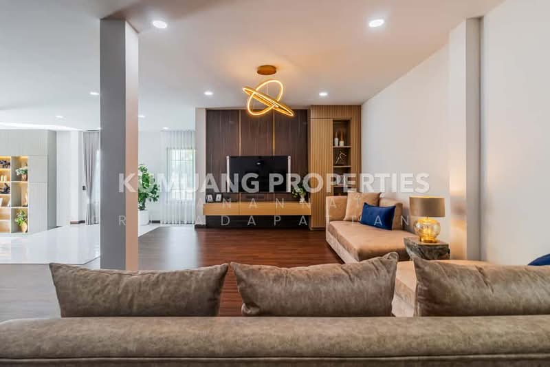 Pool Villa หรูใน โซนสันกำแพง, Chiang Mai, San Kamphaeng, San Kamphaeng, Chiang Mai, 4 Bedrooms, 306 sqm, Single Detached House For Sale, by Tanannat Porntadapattanayothin, 500213376 - DDproperty.com