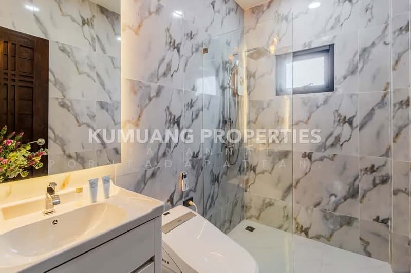 Pool Villa หรูใน โซนสันกำแพง, Chiang Mai, San Kamphaeng, San Kamphaeng, Chiang Mai, 4 Bedrooms, 306 sqm, Single Detached House For Sale, by Tanannat Porntadapattanayothin, 500213376 - DDproperty.com