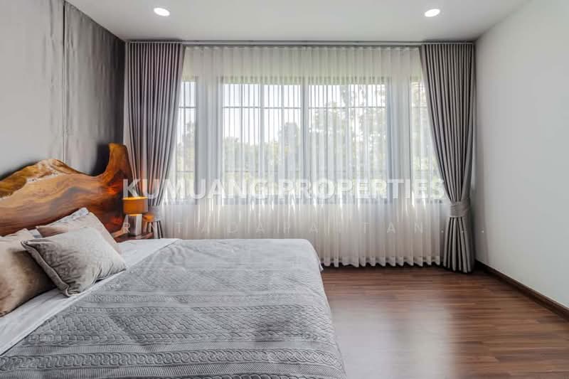 Pool Villa หรูใน โซนสันกำแพง, Chiang Mai, San Kamphaeng, San Kamphaeng, Chiang Mai, 4 Bedrooms, 306 sqm, Single Detached House For Sale, by Tanannat Porntadapattanayothin, 500213376 - DDproperty.com