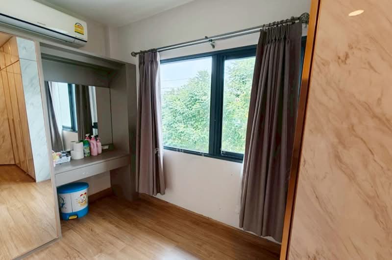 Centro Chaiyaphruek-Chaengwattana 2, Nonthaburi, 45/1 Moo 2, Khlong Khoi, Pak Kret, Nonthaburi, 4 Bedrooms, 220 sqm, Single Detached House For Sale, by คุณนุ่น, 500213387 - DDproperty.com