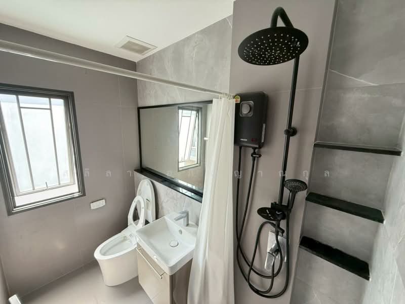 Bangkok Boulevard Tiwanon Rangsit, Pathum Thani, 109 Tiwanon Road, Bang Kadi, Muang Pathum Thani, Pathum Thani, 4 Bedrooms, 285 sqm, Single Detached House For Rent, by สลิลา อภิญญาณกุล, 500213396 - DDproperty.com