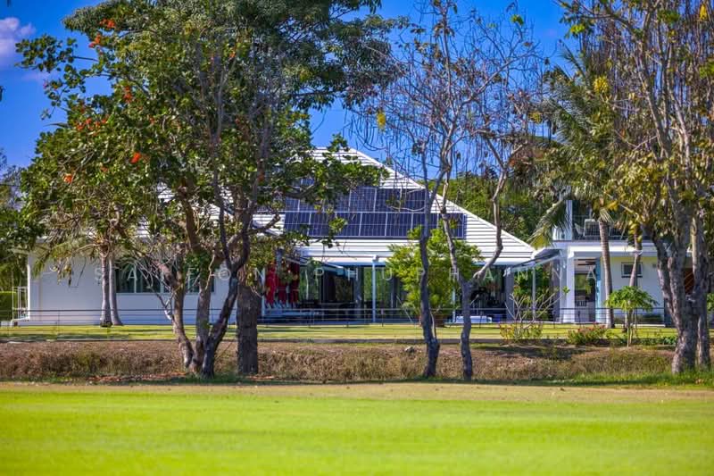 Palm Hills Golf Club and Residence : ปาล์ม ฮิลส์ กอล์ฟ คลับ แอนด์ เรสซิเดนซ์, เพชรบุรี, 1444 Phet Kasem Rd, ชะอำ, ชะอำ, เพชรบุรี, 702 ตร.ม., วิลล่า ขาย, โดย Saifon Phuphanna, 500213409 - DDproperty.com