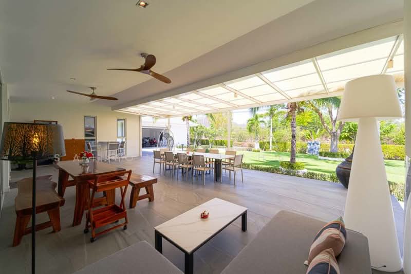 Palm Hills Golf Club and Residence : ปาล์ม ฮิลส์ กอล์ฟ คลับ แอนด์ เรสซิเดนซ์, เพชรบุรี, 1444 Phet Kasem Rd, ชะอำ, ชะอำ, เพชรบุรี, 702 ตร.ม., วิลล่า ขาย, โดย Saifon Phuphanna, 500213409 - DDproperty.com