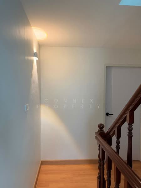 ให้เช่า - ทาวน์โฮม 4 ชั้นให้เช่า ,สาทร, กรุงเทพ