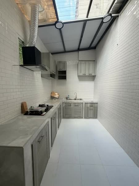 Townhouse 4 storey for rent , sathon, Bangkok, นราธิวาสราชนครินทร์, Yan Nawa, Sathon, Bangkok, 4 Bedrooms, 280 sqm, Townhouse For Rent, by Connex Property, 500213423 - DDproperty.com