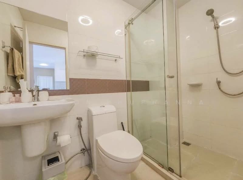 The Trust Condo @ BTS Erawan : เดอะ ทรัสต์ คอนโด แอท บีทีเอส เอราวัณ, สมุทรปราการ, 92 ถนนสุขุมวิท, ปากน้ำ, เมืองสมุทรปราการ, สมุทรปราการ, 58 ตร.ม., คอนโด ให้เช่า, โดย Saifon Phuphanna, 500213432 - DDproperty.com