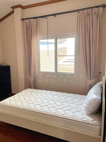 บ้านสวยให้เช่า ใกล้โรงเรียนนานาชาตินครพายัพ เพียง 5 นาที ค่าเช่า 30,000 บาท / เดือน No.5H645, Chiang Mai, San Phi Sua, Muang Chiang Mai, Chiang Mai, 4 Bedrooms, 180 sqm, Single Detached House For Rent, by Rutchaporn Tunsiri, 500213433 - DDproperty.com