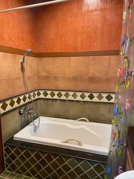 บ้านสวยให้เช่า ใกล้โรงเรียนนานาชาตินครพายัพ เพียง 5 นาที ค่าเช่า 30,000 บาท / เดือน No.5H645, Chiang Mai, San Phi Sua, Muang Chiang Mai, Chiang Mai, 4 Bedrooms, 180 sqm, Single Detached House For Rent, by Rutchaporn Tunsiri, 500213433 - DDproperty.com