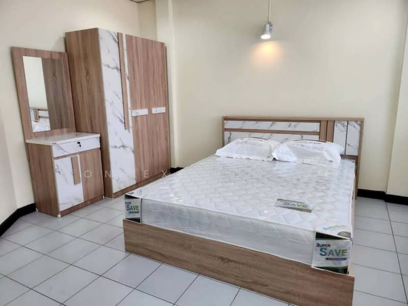 For Rent, Two-story townhome near Central Pinklao and MRT Bang Yi Khan., Bangkok, -, Arun Amarin, Bangkok Noi, Bangkok, 2 Bedrooms, 120 sqm, Townhouse For Rent, by Connex Property, 500213451 - DDproperty.com