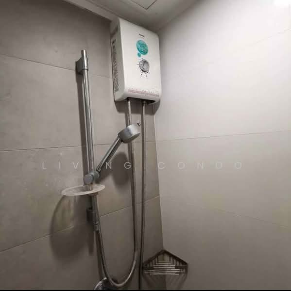 Lumpini Place Ratchayothin, Bangkok, 1484 Phahonyothin Road, Chan Kasem, Chatuchak, Bangkok, 1 Bedroom, 29 sqm, Condo For Rent, by Living Condo, 500213458 - DDproperty.com