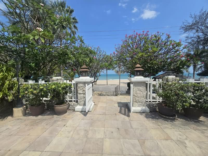 The Beach Palace, Phetchaburi, Poomvet, Cha-am, Cha-Am, Phetchaburi, 2 Bedrooms, 153 sqm, Condo For Sale, by คุณเหมียว, 500213507 - DDproperty.com